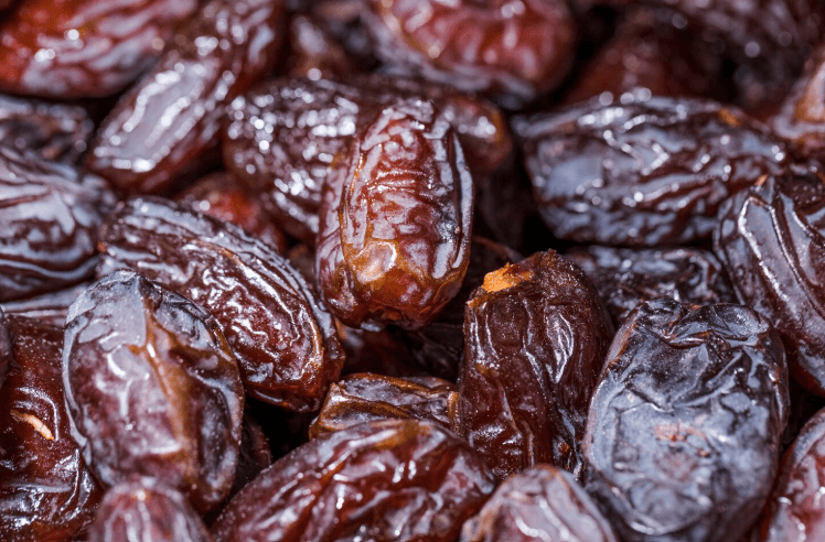 Dates Black